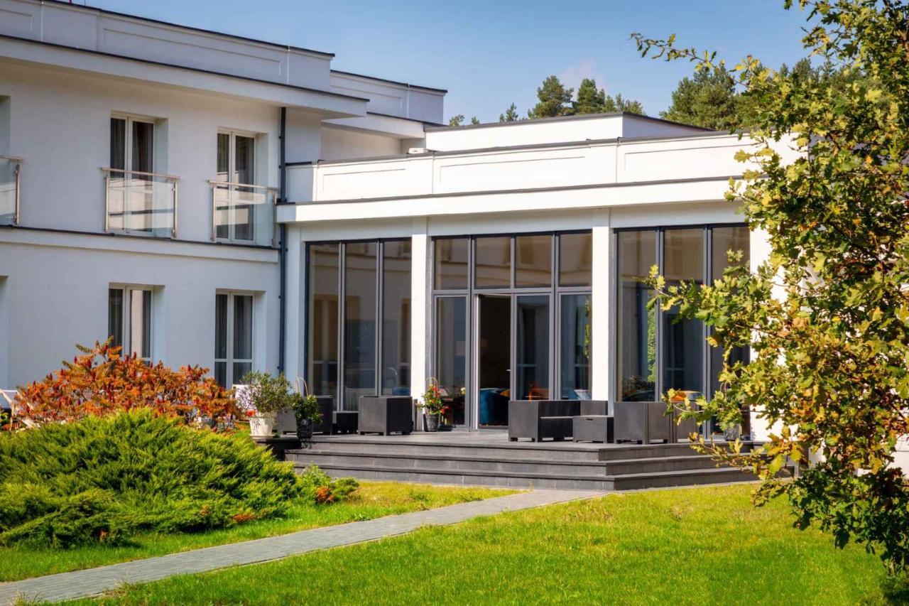 Perla Lesna Nadarzyn Bed and Breakfast Exteriör bild
