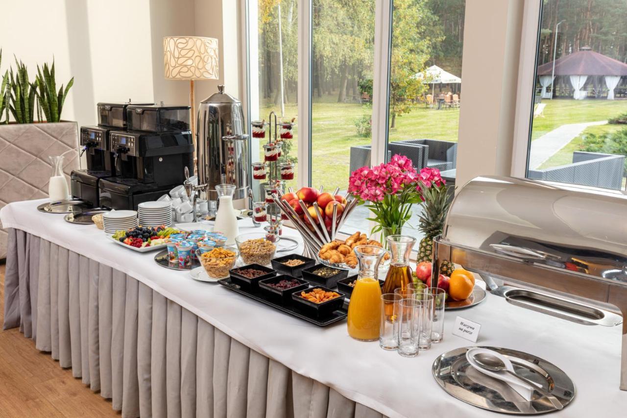 Perla Lesna Nadarzyn Bed and Breakfast Exteriör bild