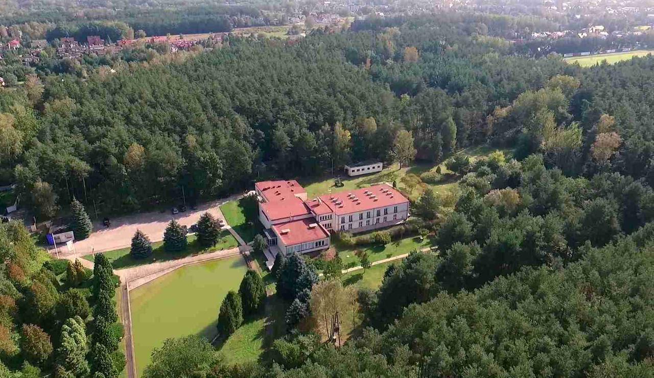 Perla Lesna Nadarzyn Bed and Breakfast Exteriör bild